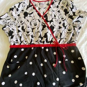 Disney Minnie Mouse scrub